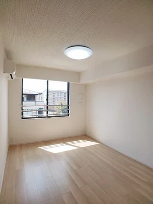 のマンスリーマンション・ウィークリーマンション「ＣＲＥＣＩＲ 202・洋室(No.1413172)」メイン画像