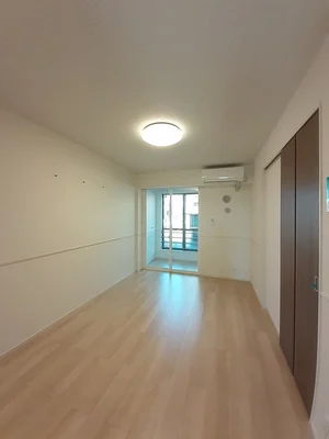 新潟市西区のマンスリーマンション・ウィークリーマンション「ドゥーエ・グランツ 103・洋室(No.1413655)」メイン画像