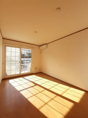 のマンスリーマンション・ウィークリーマンション「Ｃｒｅｓｔａｌｌ　Ｙａｈａｔａ 101・洋室(No.1413817)」メイン画像
