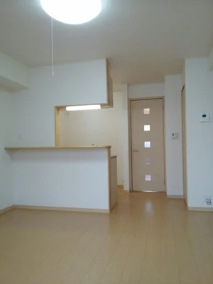 高田駅（新潟県）のマンスリーマンション・ウィークリーマンション「カーサ　アンビエンテ 203・洋室(No.1413976)」メイン画像