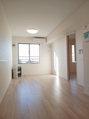日高郡新ひだか町のマンスリーマンション・ウィークリーマンション「ヴィラＫ　Ⅵ 203・洋室(No.1414005)」メイン画像