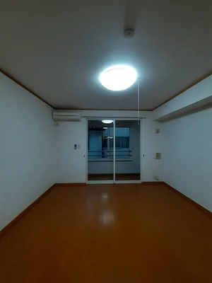 五泉市のマンスリーマンション・ウィークリーマンション「ウィステリア南 102・洋室(No.1414275)」メイン画像