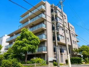姫路市のマンスリーマンション・ウィークリーマンション「【姫路駅徒歩圏内✨手柄駅も利用可能】超優良物件⤴駐車場🚙＆宅配ボックス付きオートロック１K【M122】 2K(No.1414515)」メイン画像