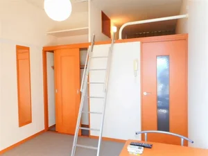 西武立川駅（東京都）のマンスリーマンション・ウィークリーマンション「レオパレス西砂川 208(No.1415210)」メイン画像