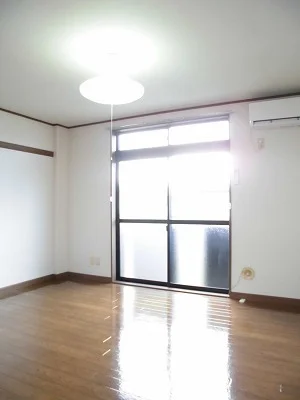 のマンスリーマンション・ウィークリーマンション「陽々館 203・洋室(No.1416227)」メイン画像