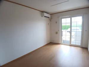 のマンスリーマンション・ウィークリーマンション「リバーサイドプラスワン 103・洋室(No.1416245)」メイン画像
