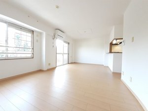 のマンスリーマンション・ウィークリーマンション「カイラス・ドルフ 203・洋室(No.1416555)」メイン画像