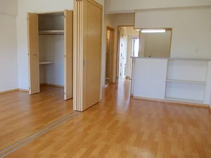 沖縄県のマンスリーマンション・ウィークリーマンション「Ｄｒｅａｍ　Ｐａｌａｃｅ　邦 302・洋室(No.1417090)」メイン画像