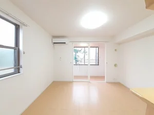 のマンスリーマンション・ウィークリーマンション「イースト　スプリング 201・洋室(No.1417664)」メイン画像