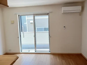 のマンスリーマンション・ウィークリーマンション「ロイヤル本前田Ⅱ 101・洋室(No.1417787)」メイン画像