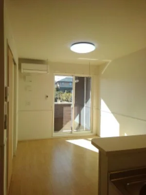 三重郡菰野町のマンスリーマンション・ウィークリーマンション「プラージュ　リ・オン 102・洋室(No.1418016)」メイン画像