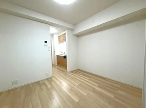 のマンスリーマンション・ウィークリーマンション「シャルマン東寺南Ⅲ 302・洋室(No.1418159)」メイン画像