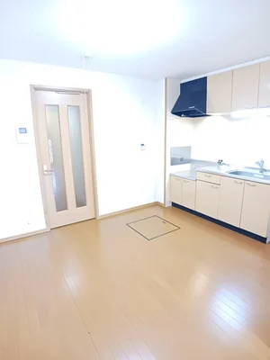 総合研究大学院大学人類文化研究コース周辺のマンスリーマンション・ウィークリーマンション「ＳｕｎＣｌａｉｒＹｏｓｈｉｎｏ 105・洋室(No.1418456)」メイン画像