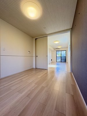 大阪府のマンスリーマンション・ウィークリーマンション「メゾン　ド　ルポ 101・洋室(No.1418611)」メイン画像