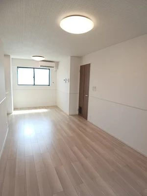 岡山市のマンスリーマンション・ウィークリーマンション「ドエル　リバーパレス 101・洋室(No.1418743)」メイン画像