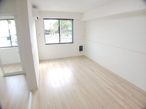 名古屋記念病院周辺のマンスリーマンション・ウィークリーマンション「リバーサイド西山 104・洋室(No.1419727)」メイン画像