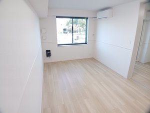 名古屋記念病院周辺のマンスリーマンション・ウィークリーマンション「リバーサイド西山 103・洋室(No.1419728)」メイン画像