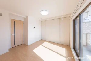 東飯能駅（埼玉県）のマンスリーマンション・ウィークリーマンション「ピヴォワンヌ 303・洋室(No.1419779)」メイン画像