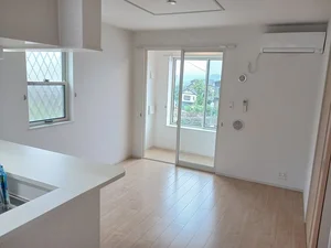 小諸市のマンスリーマンション・ウィークリーマンション「グラン　ソレイユ 103・洋室(No.1420591)」メイン画像
