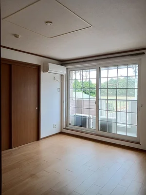 湖西市のマンスリーマンション・ウィークリーマンション「グランシャリオＡ 201・洋室(No.1420664)」メイン画像