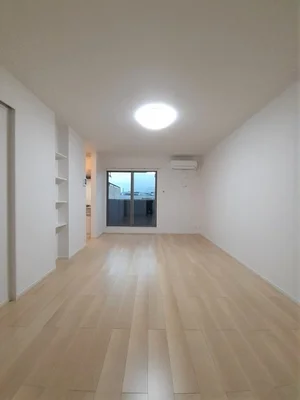 丸亀市のマンスリーマンション・ウィークリーマンション「ヌーヴ・エスポワール 201・洋室(No.1420892)」メイン画像