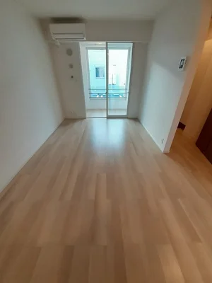 西条市のマンスリーマンション・ウィークリーマンション「サリーレ・Ｋ　Ⅲ 105・洋室(No.1420978)」メイン画像