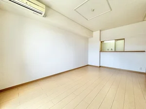 のマンスリーマンション・ウィークリーマンション「「華」弐番館 205・洋室(No.1422041)」メイン画像