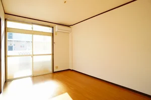 邑楽郡千代田町のマンスリーマンション・ウィークリーマンション「美恵乃ハイム 101・洋室(No.1422139)」メイン画像