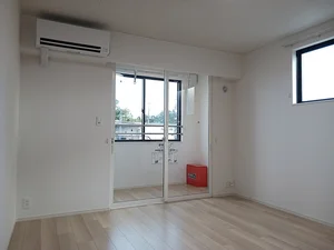 のマンスリーマンション・ウィークリーマンション「ヒカルサ甲府住吉　サウス 204・洋室(No.1422198)」メイン画像