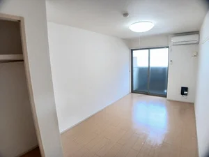 嵯峨美術短期大学周辺のマンスリーマンション・ウィークリーマンション「グラン　アルカンシェル 104・K(No.1422362)」メイン画像