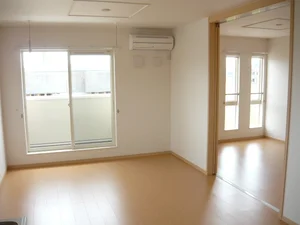 高坂駅（埼玉県）のマンスリーマンション・ウィークリーマンション「クロノス　Ⅱ 202・洋室(No.1422817)」メイン画像