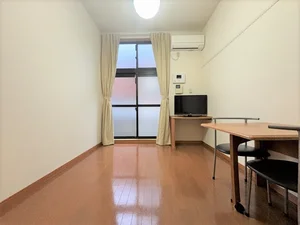 三島田町駅（静岡県）のマンスリーマンション・ウィークリーマンション「レオパレス東本町 104(No.1423094)」メイン画像