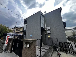 のマンスリーマンション・ウィークリーマンション「レオパレスＳｕｎｓｅｔＲｏｏｍ 105(No.1423616)」メイン画像