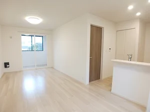 邑楽郡大泉町のマンスリーマンション・ウィークリーマンション「ブッシュ　クローバー　Ⅷ 101・洋室(No.1423821)」メイン画像