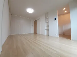 のマンスリーマンション・ウィークリーマンション「アンソレイユⅢ 201・洋室(No.1424222)」メイン画像