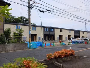 のマンスリーマンション・ウィークリーマンション「フラン・ソレイユ　学園前 201・洋室(No.1424258)」メイン画像