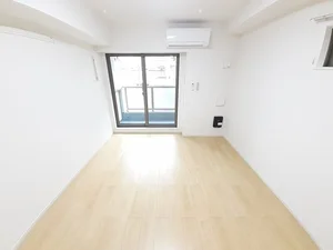 のマンスリーマンション・ウィークリーマンション「ＧＲＡＮＤＩＯ　春岡 203・洋室(No.1424479)」メイン画像