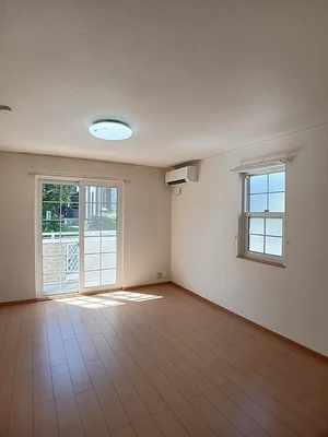 のマンスリーマンション・ウィークリーマンション「Ｖｉｌｌａ　桜 103・洋室(No.1424824)」メイン画像