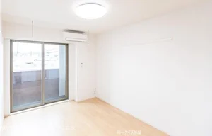 のマンスリーマンション・ウィークリーマンション「ヒカルサ四日市西浜田 202・洋室(No.1425446)」メイン画像