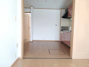 豊岡市のマンスリーマンション・ウィークリーマンション「サンライズ 102・洋室(No.1425456)」メイン画像
