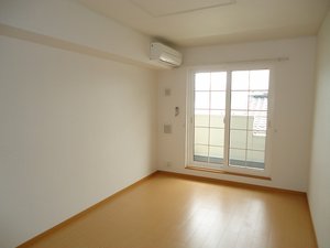 のマンスリーマンション・ウィークリーマンション「ファンタスティーク 203・洋室(No.1425578)」メイン画像