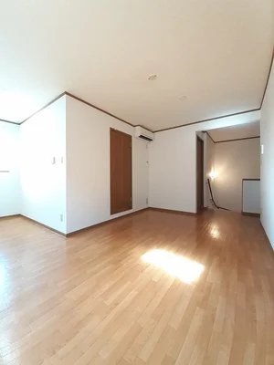 岡山市中区のマンスリーマンション・ウィークリーマンション「メゾネット紀世 201・洋室(No.1425585)」メイン画像