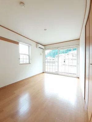 のマンスリーマンション・ウィークリーマンション「リーパ・フルーミニス 101・洋室(No.1425620)」メイン画像