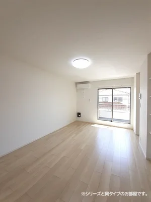 のマンスリーマンション・ウィークリーマンション「スール　ソレイユ　ココル　Ⅰ 205・洋室(No.1425881)」メイン画像