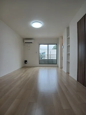 のマンスリーマンション・ウィークリーマンション「スール　ソレイユ　ココル　Ⅱ 202・洋室(No.1425889)」メイン画像