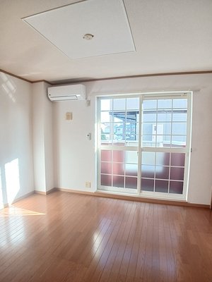大阪府のマンスリーマンション・ウィークリーマンション「フォンテーヌ　北館 103・洋室(No.1425952)」メイン画像