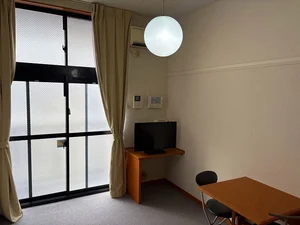 一般財団法人　自警会　東京警察病院周辺のマンスリーマンション・ウィークリーマンション「レオパレスＱＵＡＴＲＥ 305(No.1426965)」メイン画像