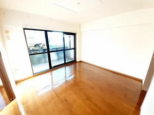 のマンスリーマンション・ウィークリーマンション「セレーノ松岡Ｂ 103・和室(No.1427745)」メイン画像