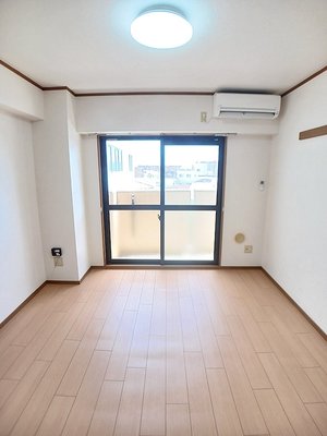 八田駅（愛知県）のマンスリーマンション・ウィークリーマンション「プラシード幸 401・洋室(No.1428187)」メイン画像