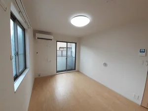 洛西口駅（京都府）のマンスリーマンション・ウィークリーマンション「Ｍａｒｂｌｅ　Ⅲ 102・洋室(No.1428933)」メイン画像